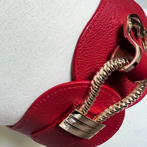 Wide Stretch Waist Belt – Red with Gold Clasp | Size: S/M/L - Picture 4 of 6